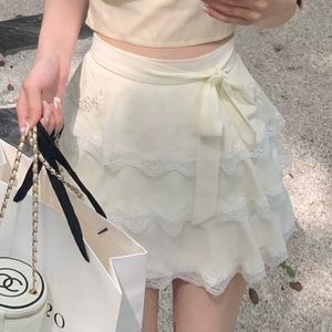 White Cream Japanese Kawaii Shabby Chic Cottagecore Tiered Lace Mini Skirt